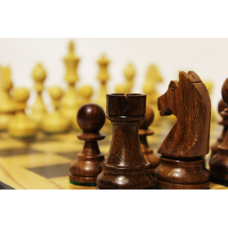 ΣΚΑΚΙΕΡΑ ΧΕΙΡΟΠΟΙΗΤΗ ΜΑΣΙΦ ΜΕ ΕΝΘΕΤΑ ΚΟΜΜΑΤΙΑ ΕΛΙΑΣ