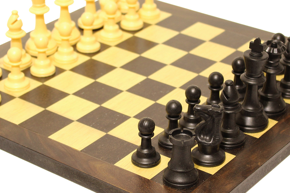 CHESS BOARD HANDMADE SOLID INLAID WALNUT WOOD